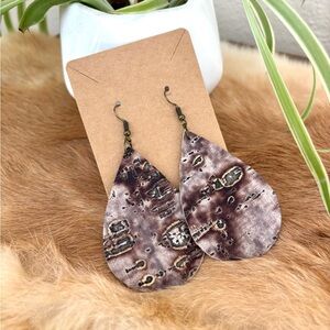 Elegant Brown Teardrop Earrings (large)